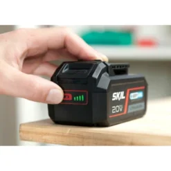 SKIL 20V Startset Accu 4.0Ah + Snellader 3131AA -SKIL WINKEL 123 45