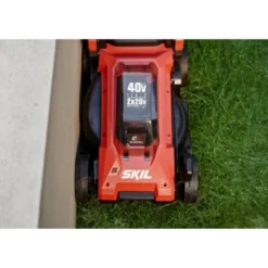 SKIL 20V Grasmaaier 0130BA Brushless 34cm + 2 Accu's 2,0Ah + Snellader -SKIL WINKEL 123 880